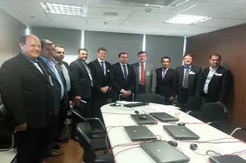 Prefeito Jorge Sloboda esteve em Brasília