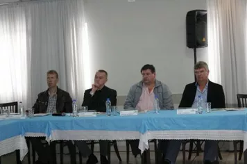 Reunião mensal dos prefeitos da Associação dos Municípios dos Campos Gerais (AMCG)