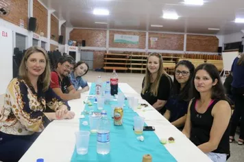 JANTAR COMEMORAÇÃO AO DIA DO PROFESSOR E FUNCIONÁRIO PÚBLICO