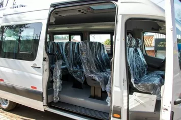 VEÍCULO NOVO PARA A LINHA DA SAÚDE