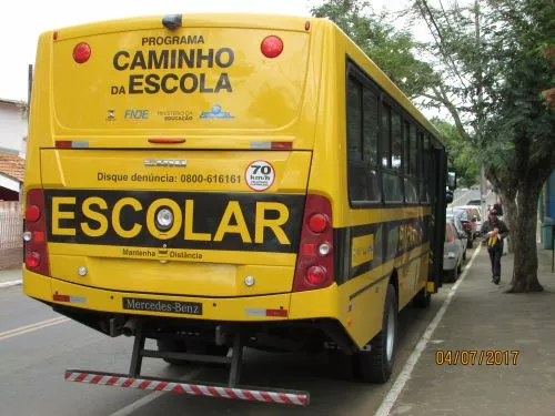 TRANSPORTE ESCOLAR