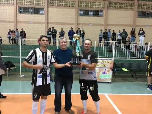 CALMON É CAMPEÃO DA X COPA IVAÍ DE FUTSAL - 2019